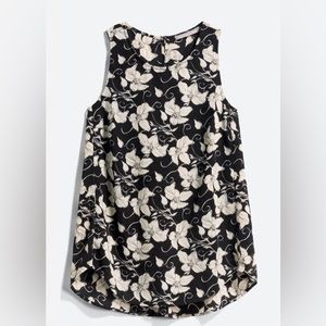 DANIEL RAINN
Polyester tank